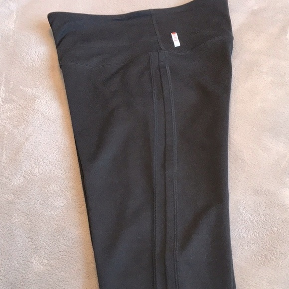 Zella Impulse High Waist Midi Leggings - Picture 7 of 13